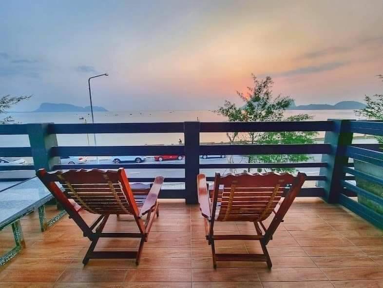 Zea Zide Hotel Prachuap Khiri Khan Exterior photo